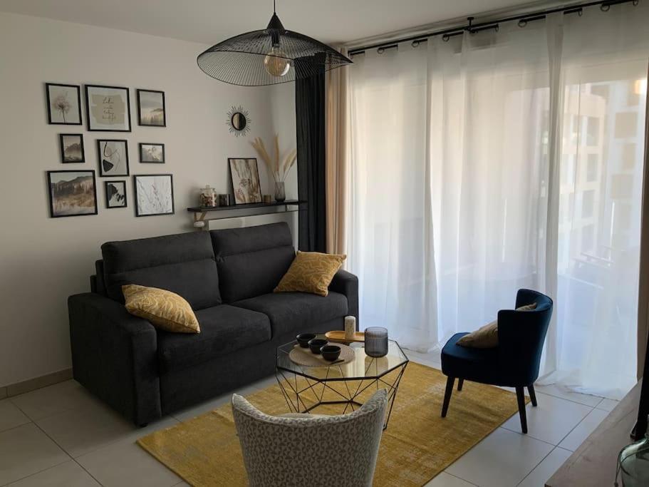 Logement Cosy Climatise Avec Parking 엑상프로방스 외부 사진